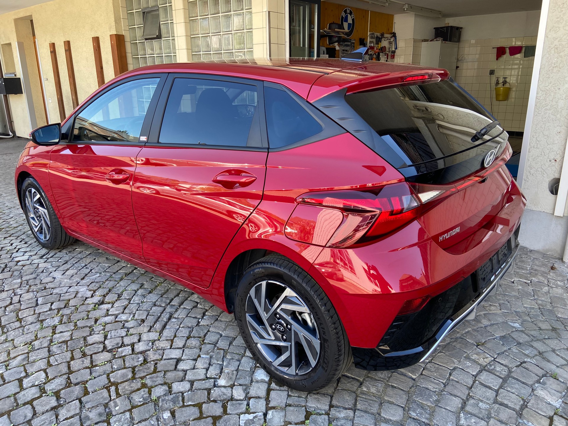 HYUNDAI i20 1.0 T-GDi Amplia DCT-image-2