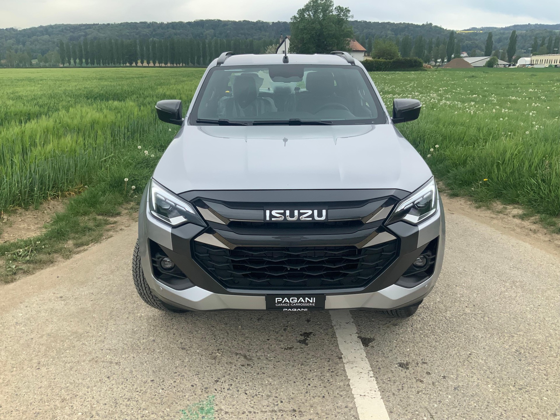 ISUZU D-Max Crew Pick-up 1.9 DDi N60 Nitro Sport 4x4-showroom-element-1