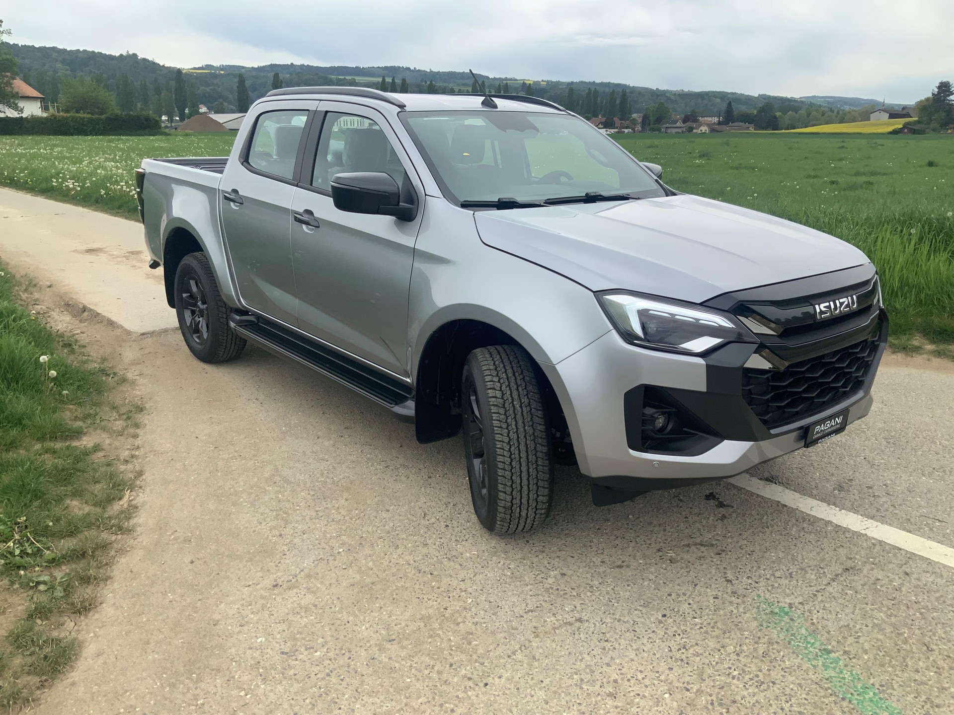 ISUZU D-Max Crew Pick-up 1.9 DDi N60 Nitro Sport 4x4-showroom-element-2