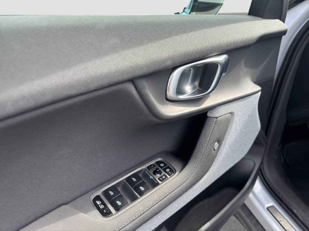 POLESTAR 2 Launch Edition-image-11