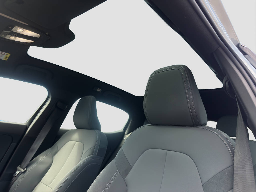 POLESTAR 2 Launch Edition-image-6