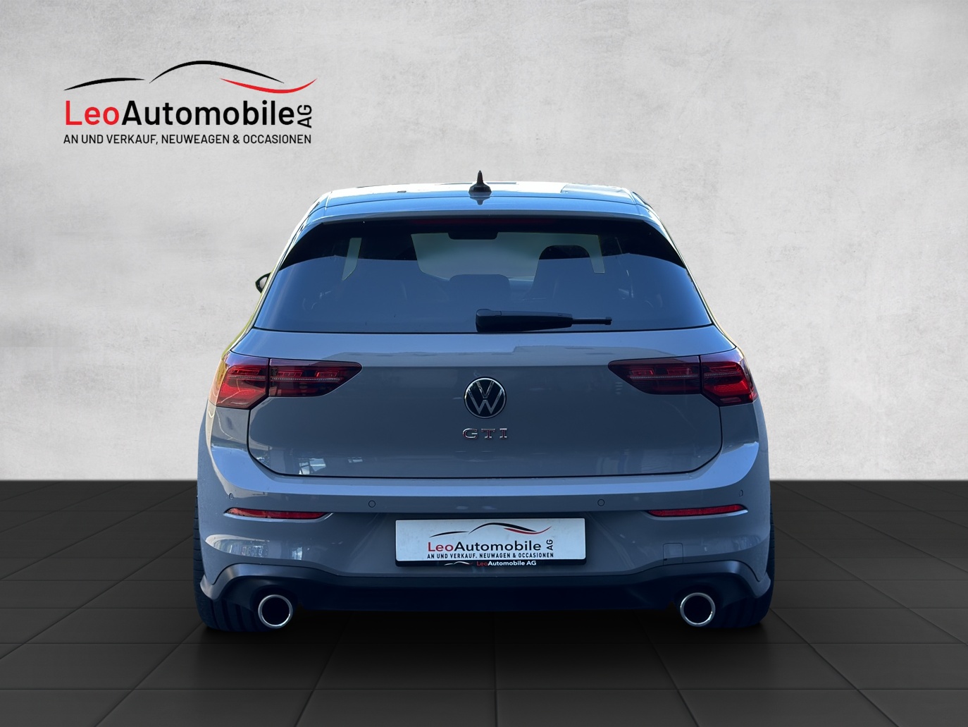 VW Golf 2.0 TSI GTI DSG-showroom-element-3