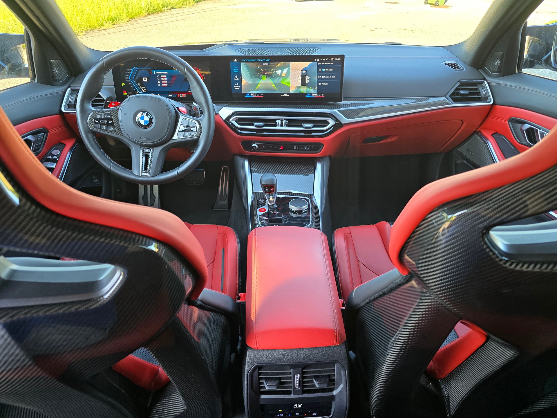 BMW M3 Touring xDrive Competition M INDIVIDUAL-image-14