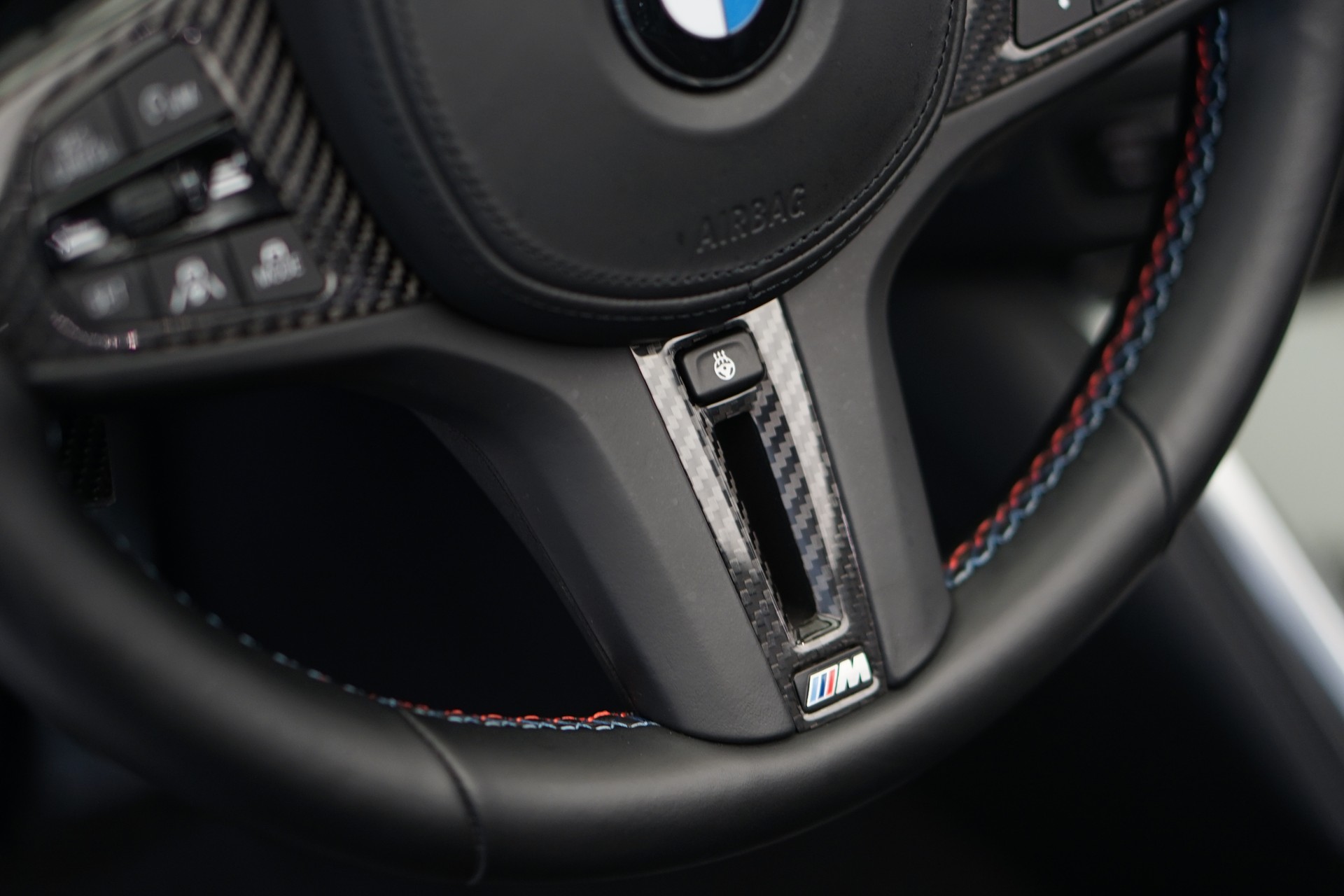 BMW M4 Cabrio Competition M xDrive *CH-Fahrzeug* *Brooklyn Grey* *Head-Up* *Carbon*-image-23