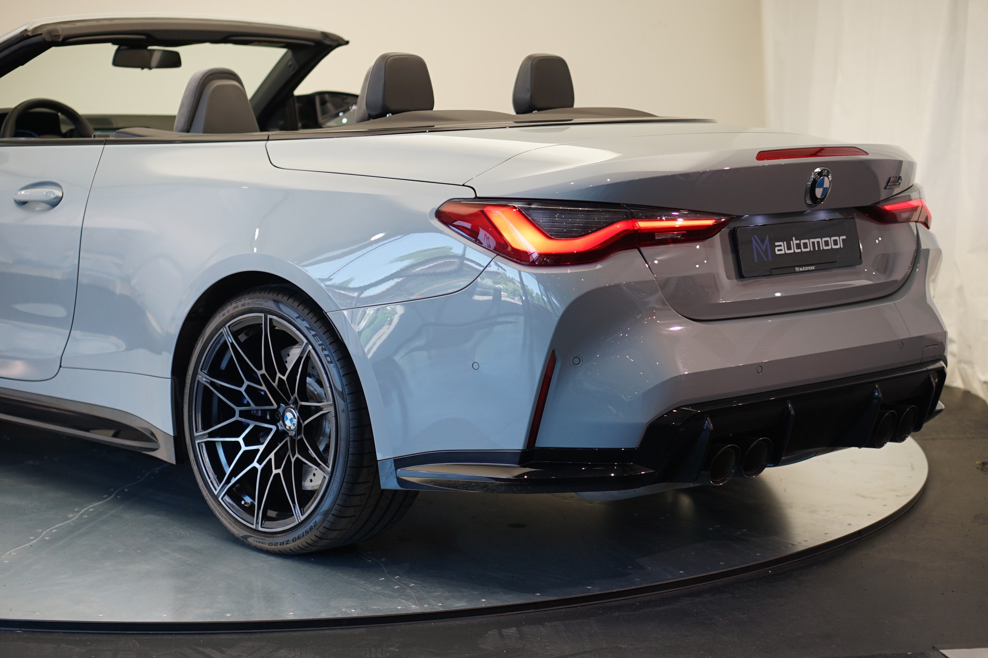 BMW M4 Cabrio Competition M xDrive *CH-Fahrzeug* *Brooklyn Grey* *Head-Up* *Carbon*-image-47
