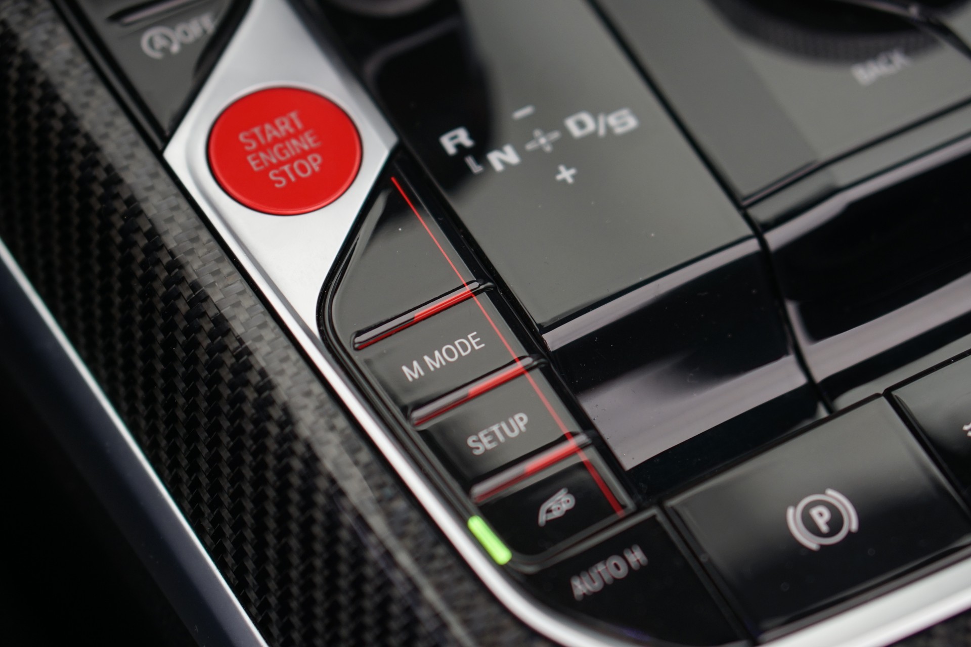 BMW M4 Cabrio Competition M xDrive *CH-Fahrzeug* *Brooklyn Grey* *Head-Up* *Carbon*-image-28