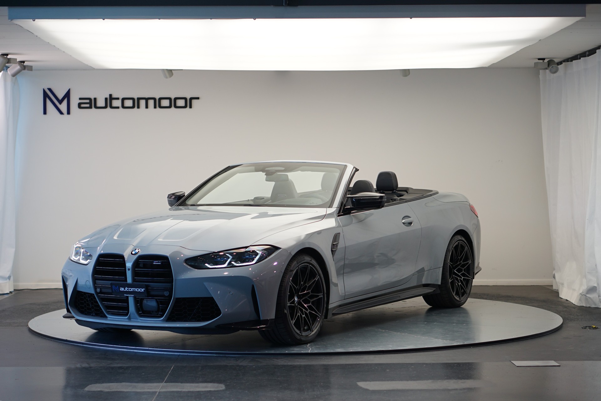 BMW M4 Cabrio Competition M xDrive *CH-Fahrzeug* *Brooklyn Grey* *Head-Up* *Carbon*-image-0