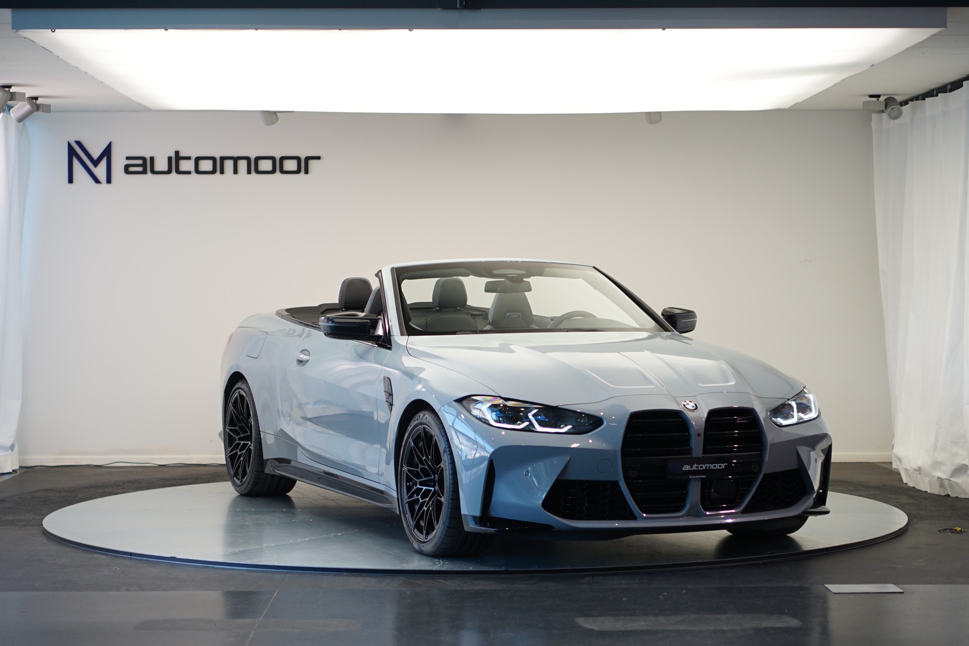 BMW M4 Cabrio Competition M xDrive *CH-Fahrzeug* *Brooklyn Grey* *Head-Up* *Carbon*-image-2