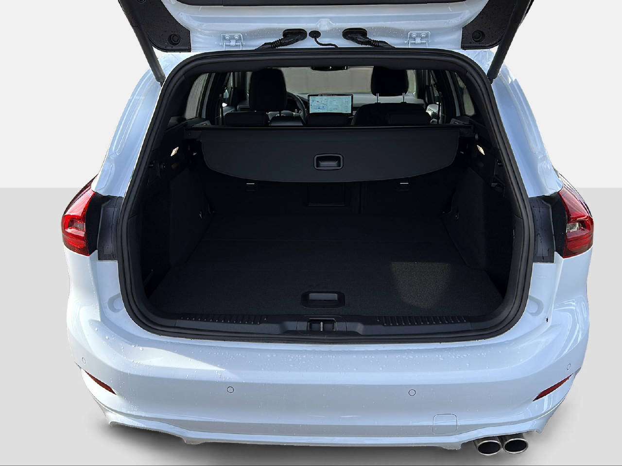 FORD Focus Station Wagon 1.0i EcoB Hybrid 155 ST-Line-image-13