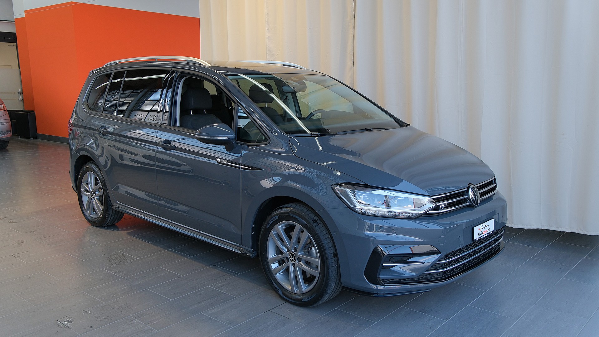 VW Touran 1.5 TSI EVO Comfortline United R Line DSG-image-29