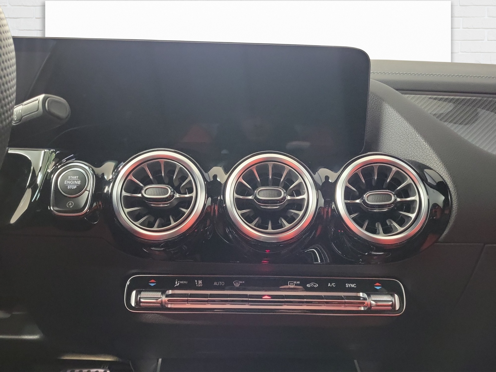 MERCEDES-BENZ B 250 AMG Line 4Matic-image-8