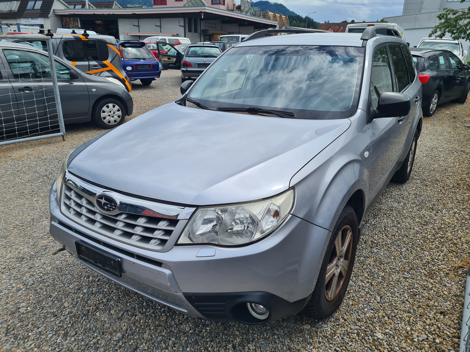 SUBARU Forester 2.0XS Comfort Automatic-image-2