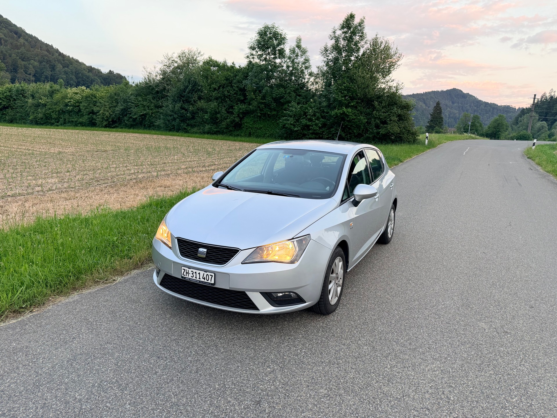 SEAT Ibiza 1.2 TSI Automat-image-7