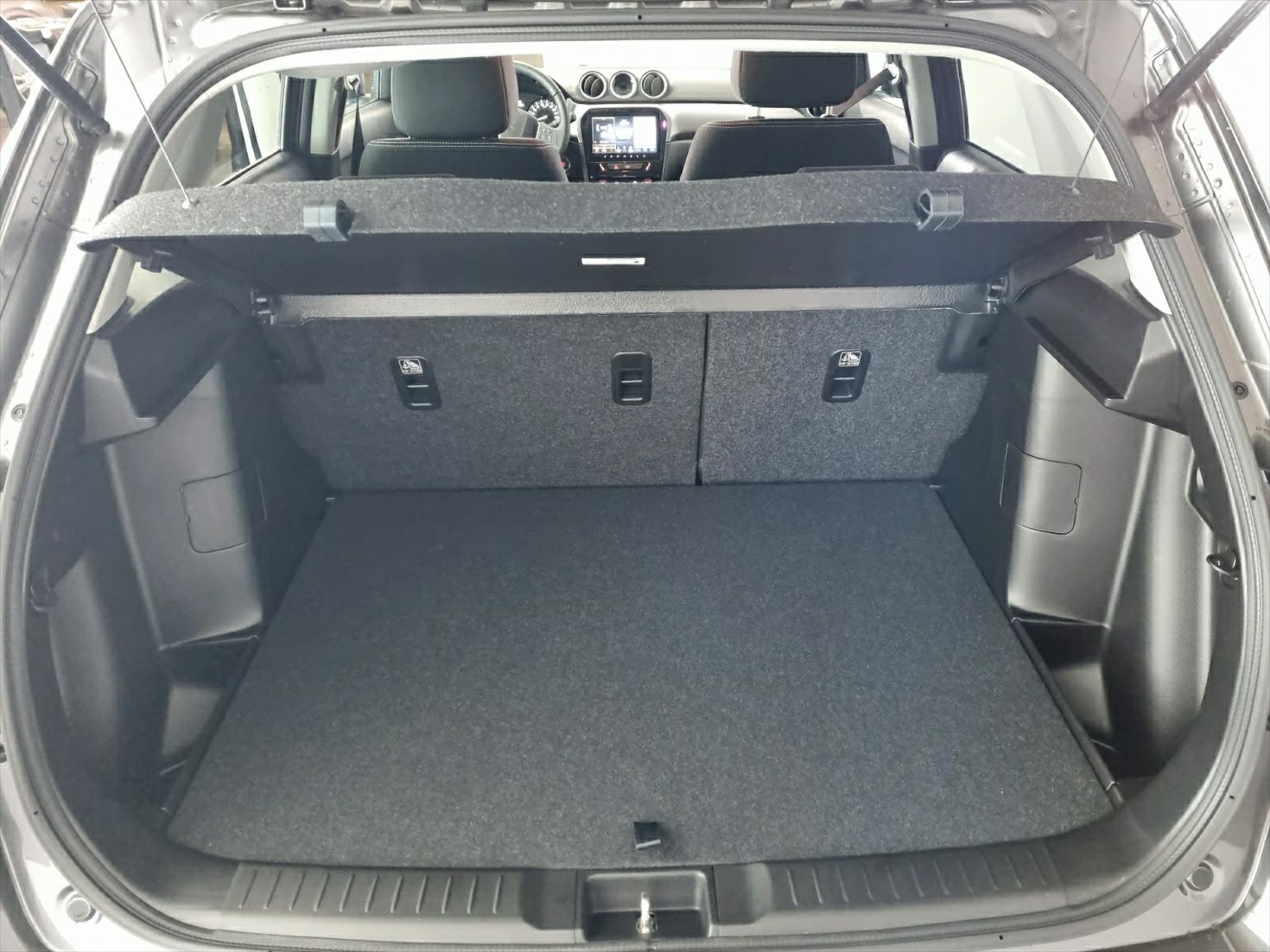 SUZUKI Vitara 1.4 Compact+ Hyb. 4x4 AT-image-13