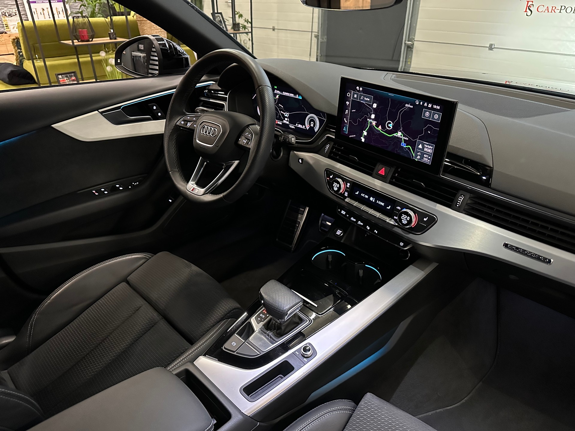 AUDI A4 Avant 40 TDI S line Attraction quattro S-tronic-image-10