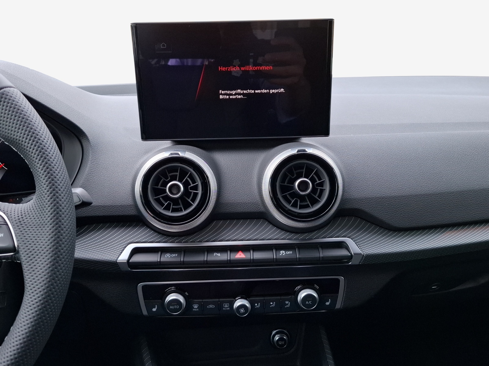 AUDI Q2 35 TFSI advanced S-tronic-image-10