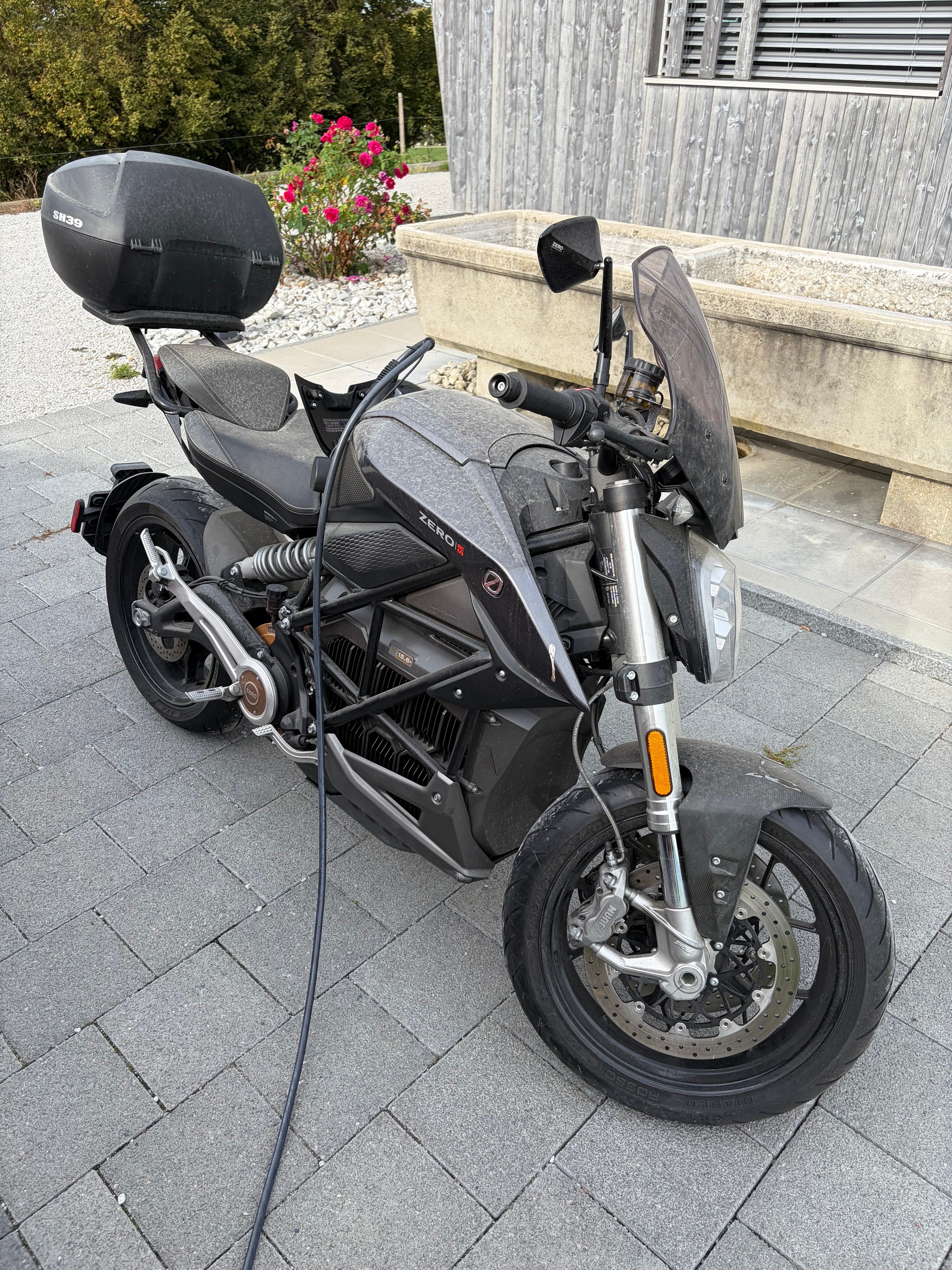 ZERO SR F Premium-image-2