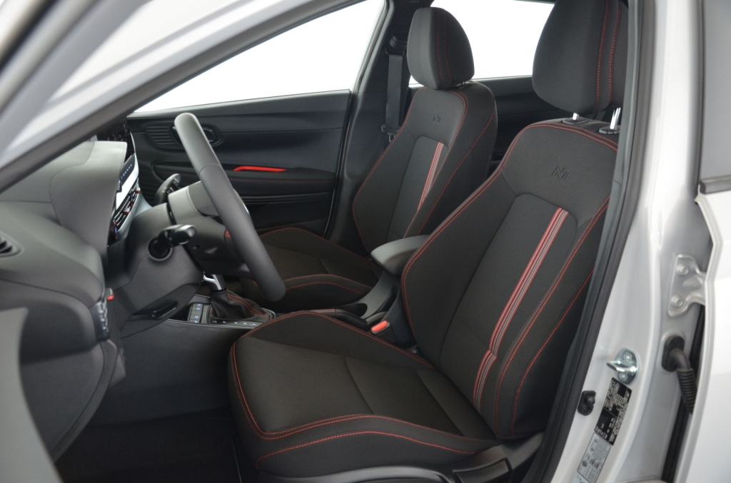 HYUNDAI i20 1.0 T-GDi N-Line DCT MHEV-image-12
