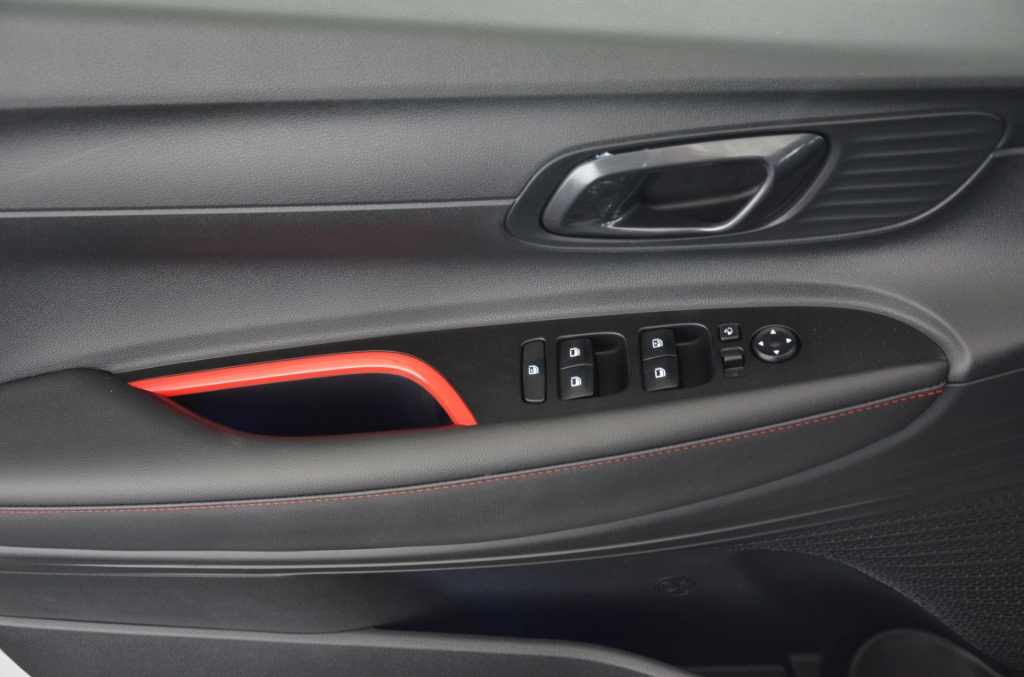 HYUNDAI i20 1.0 T-GDi N-Line DCT MHEV-image-24