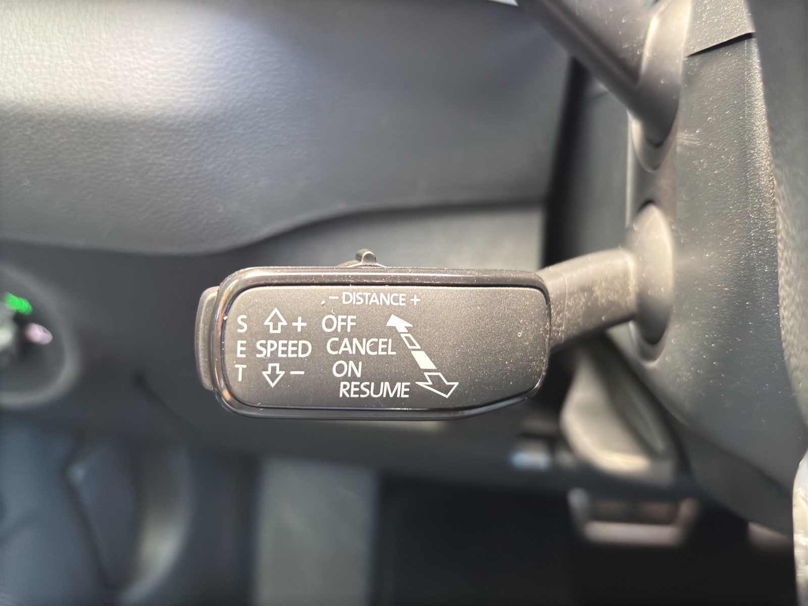 SKODA Karoq 2.0 TSI SportLine 4x4 DSG mit AHK & Standheizung-image-15