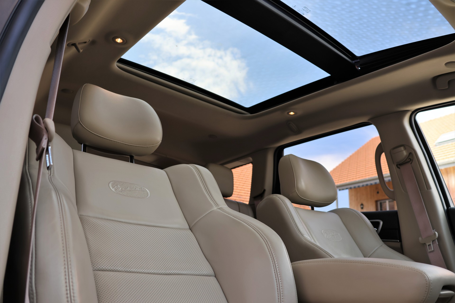 JEEP Grand Cherokee 3.0 CRD Overland Automatic (CH)-image-20