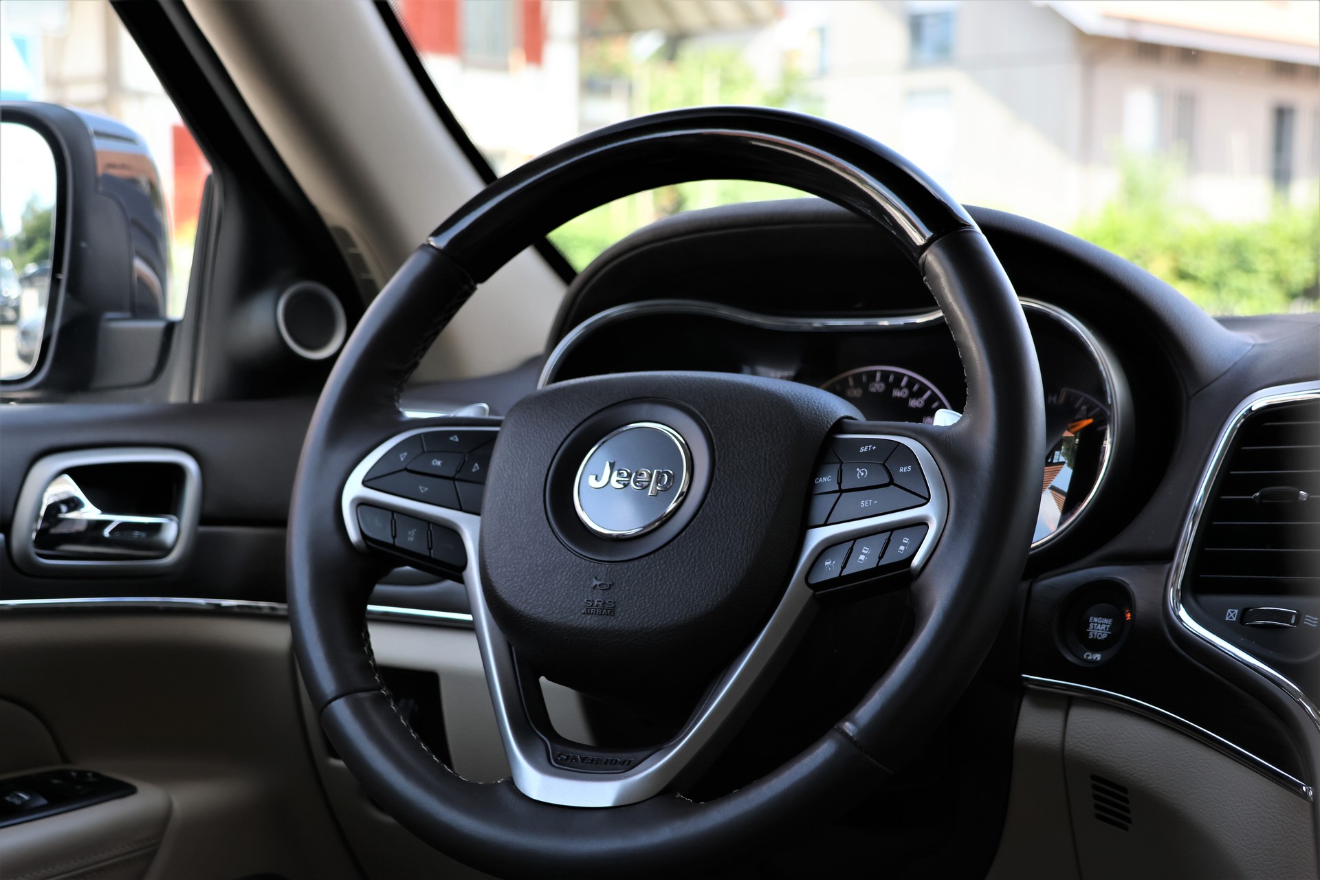 JEEP Grand Cherokee 3.0 CRD Overland Automatic (CH)-image-15