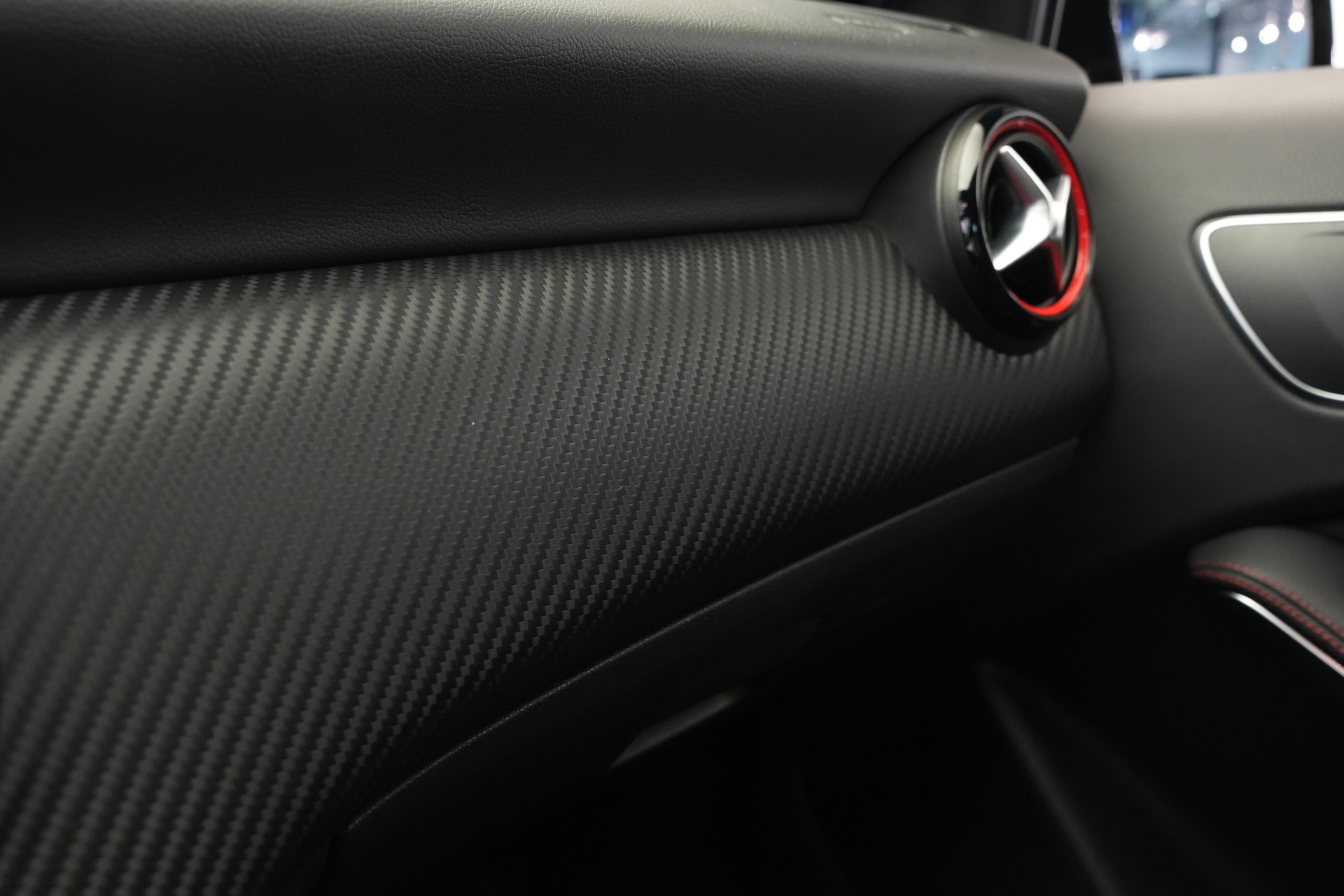MERCEDES-BENZ A 45 AMG 4Matic Speedshift 7G-DCT *CH-Fahrzeug* *Performance Sitze*-image-18