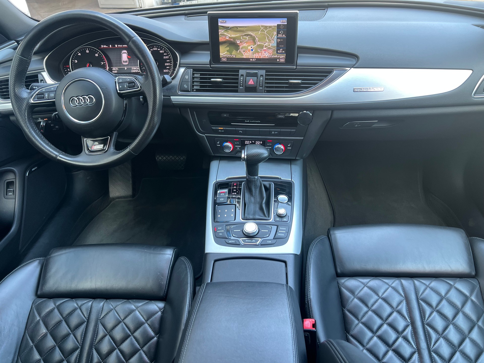 AUDI A6 Avant 3.0 TFSI V6 quattro S-tronic-image-11