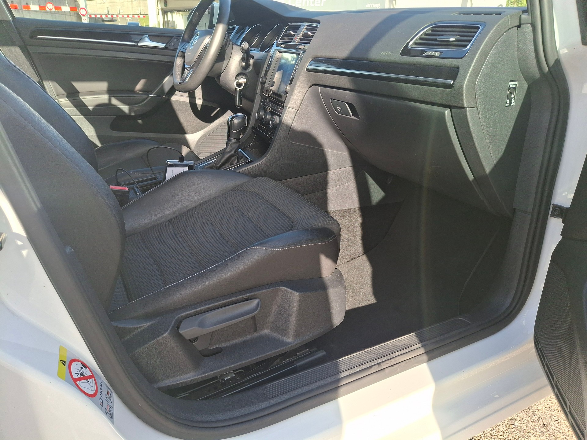 VW Golf 1.4 TSI Comfortline DSG-image-24