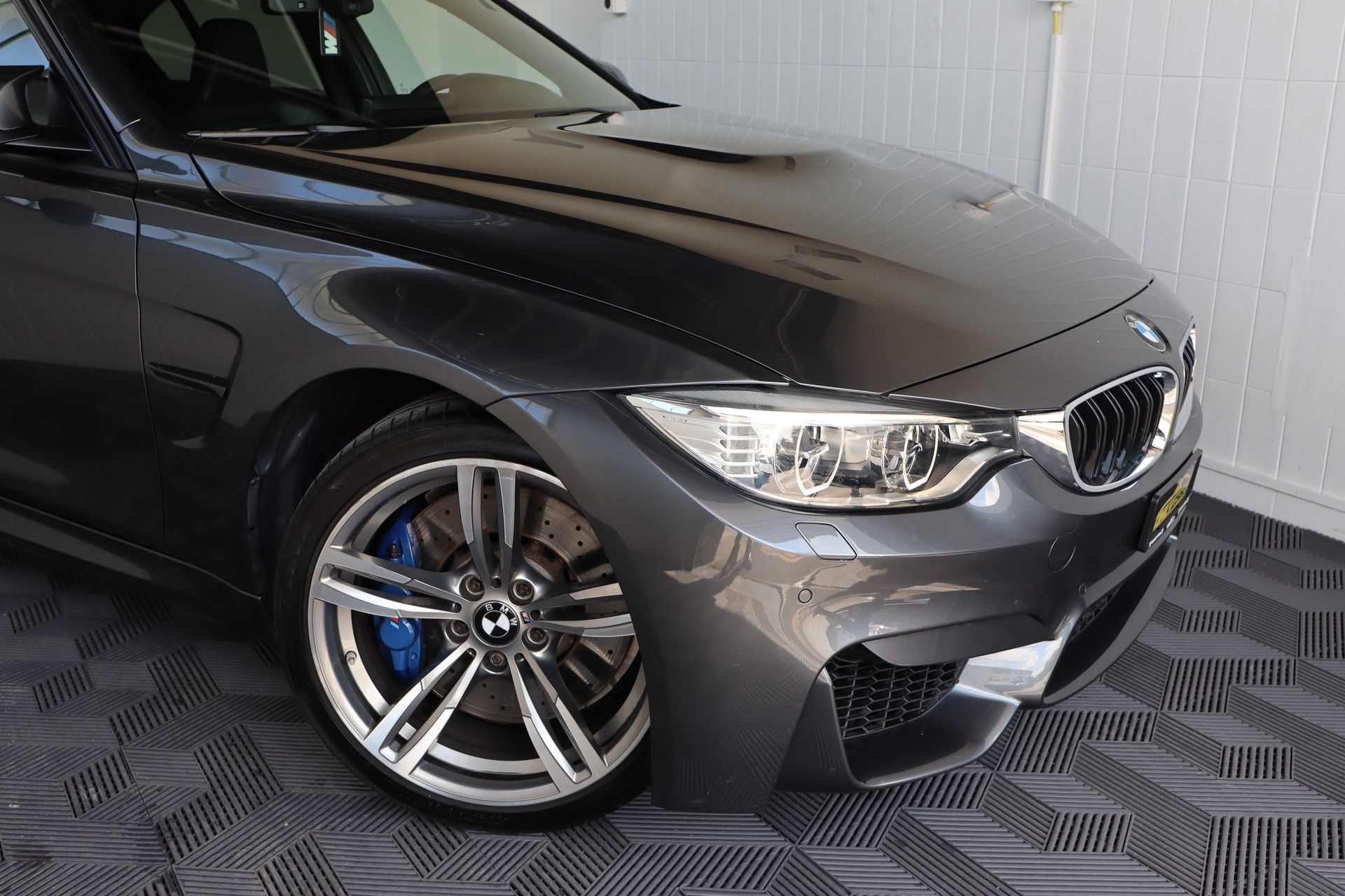 BMW M3 Drivelogic-image-4