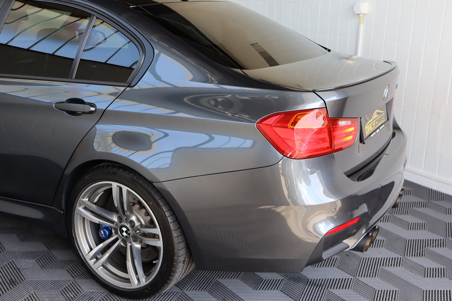 BMW M3 Drivelogic-image-11