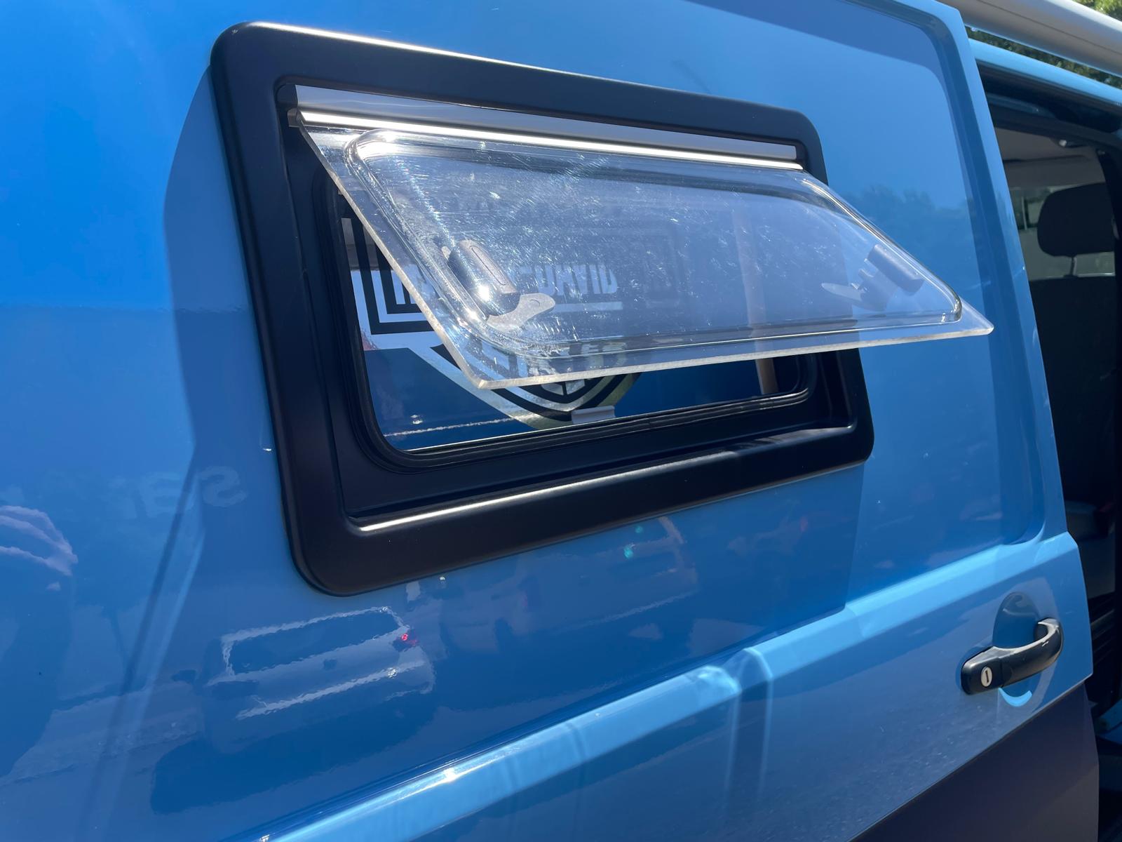 VW T5 Kasten Camperumbau-image-12