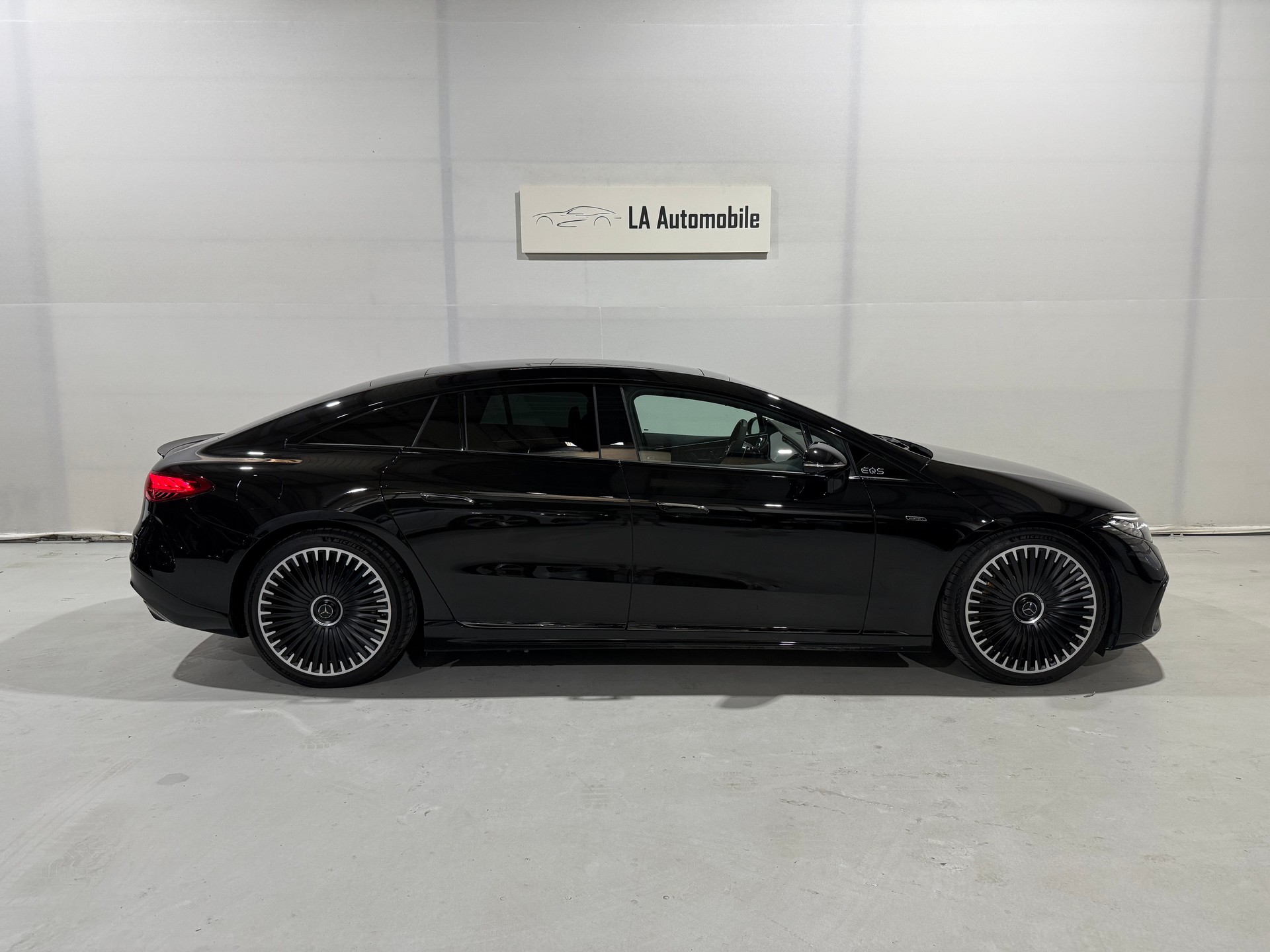 MERCEDES-BENZ EQS 53 AMG 4Matic+-image-6
