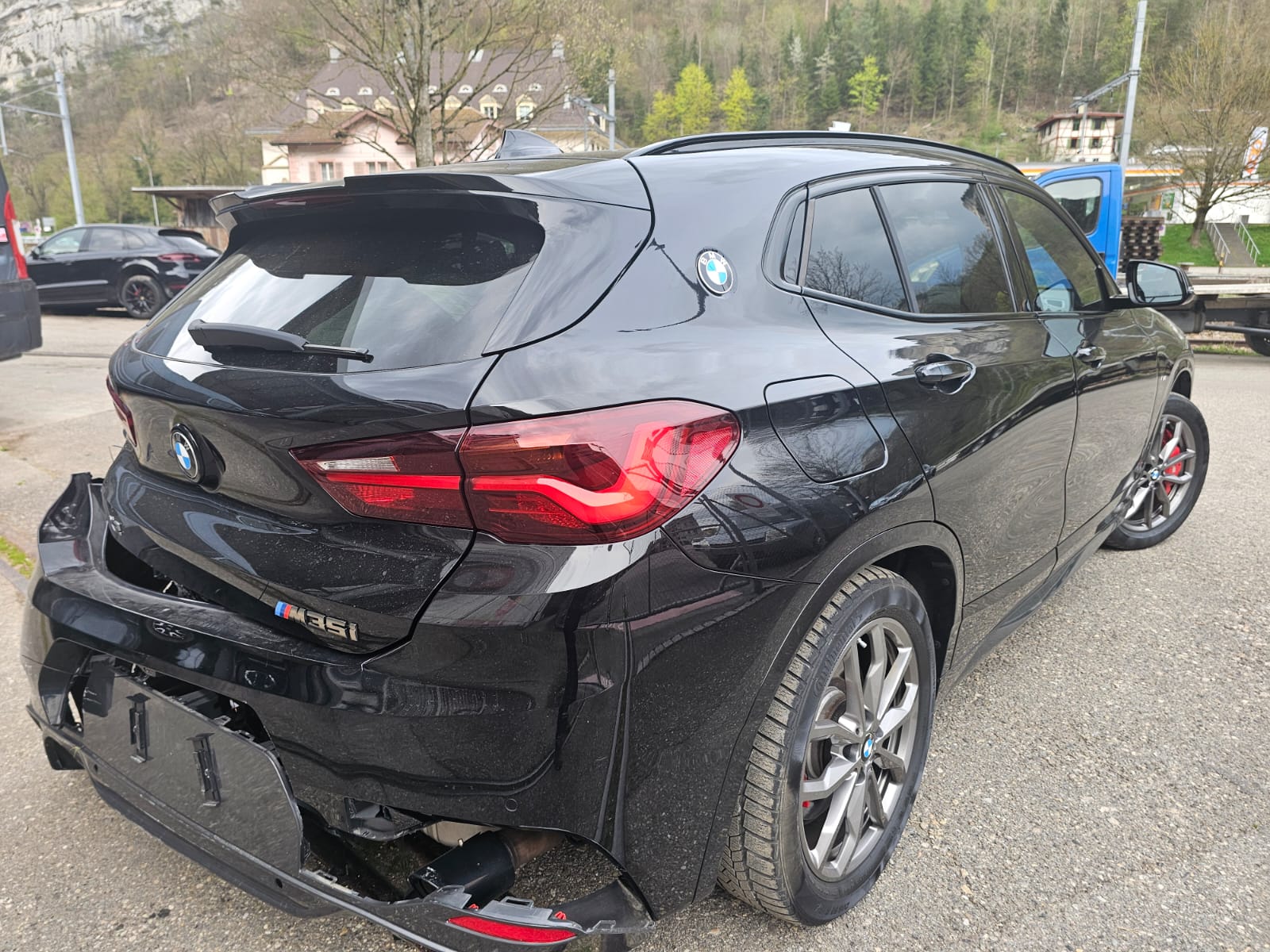 BMW X2 M35i Steptronic-showroom-element-3