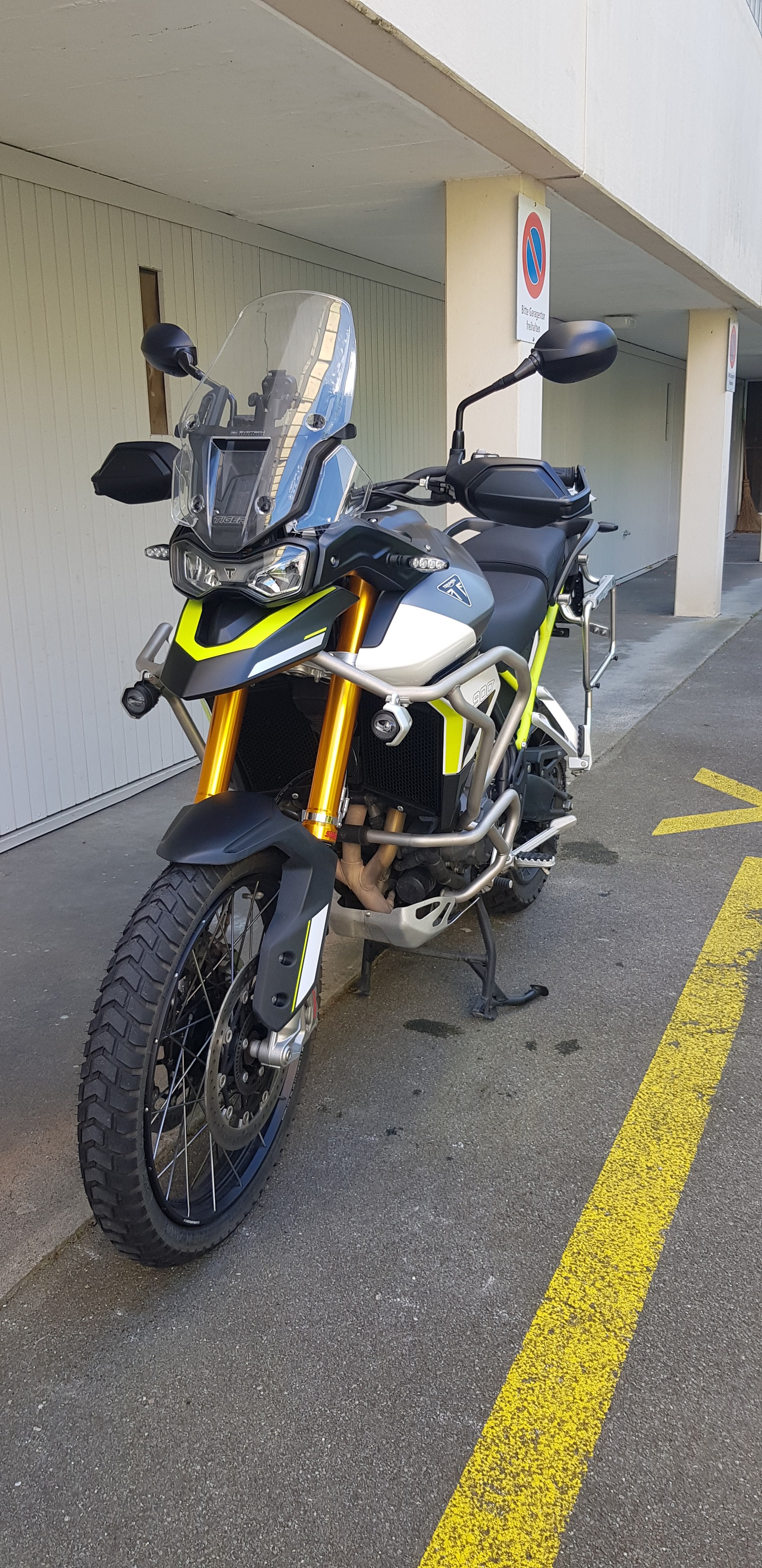 TRIUMPH Tiger 900 Rally Pro-image-1