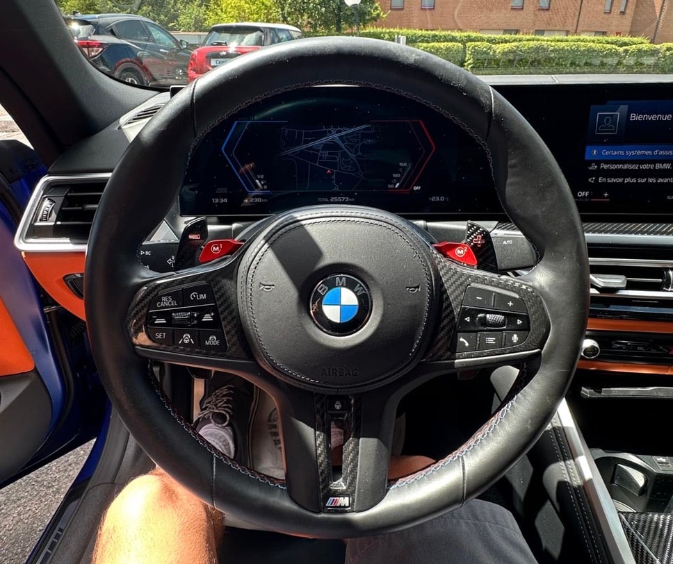 BMW M4 Competition xDrive-image-3