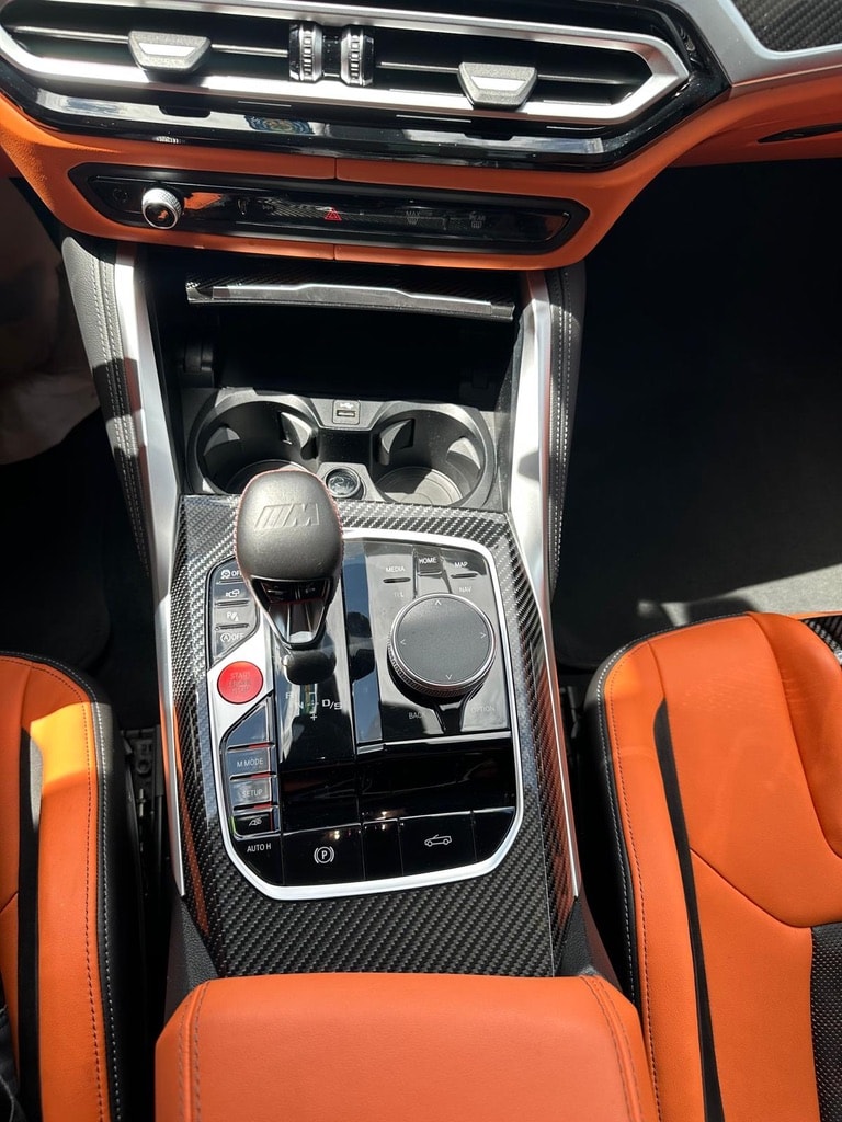 BMW M4 Competition xDrive-image-9