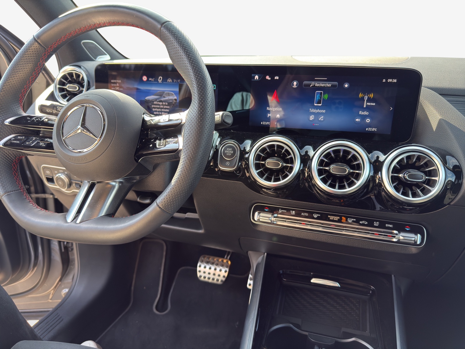 MERCEDES-BENZ GLA 220d 4Matic 8G-DCT-image-10