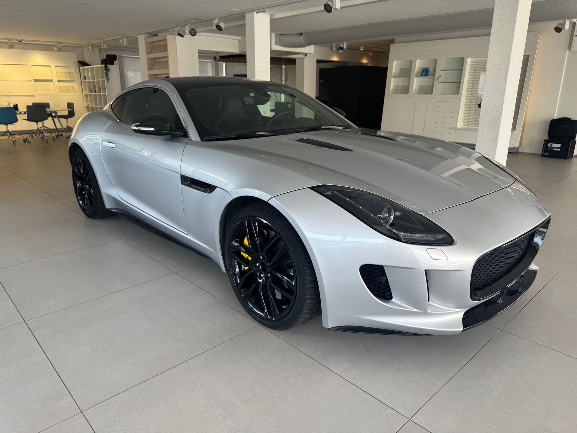 JAGUAR F-Type Coupé R 5.0 V8 S/C-showroom-element-1