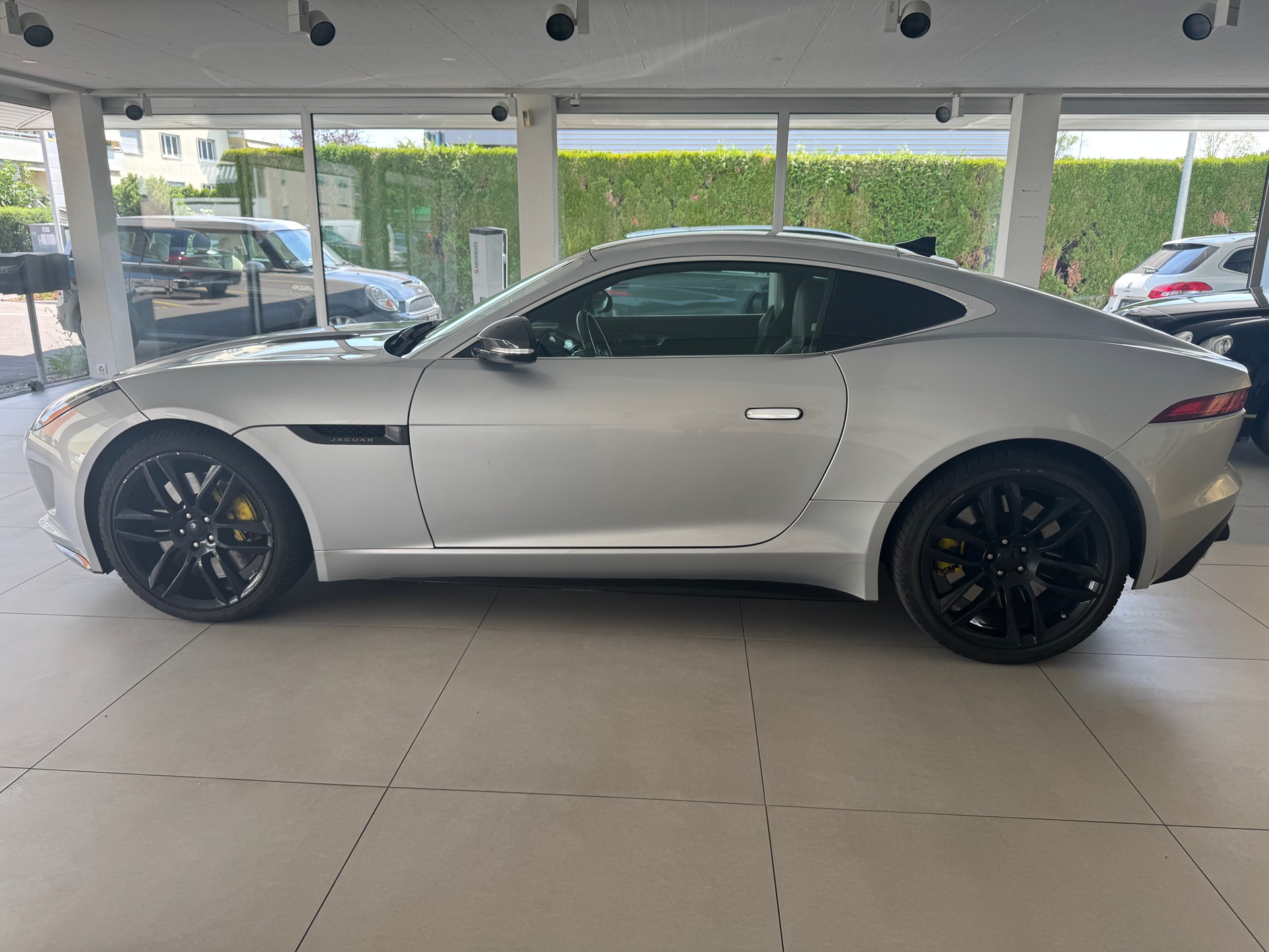 JAGUAR F-Type Coupé R 5.0 V8 S/C-image-4