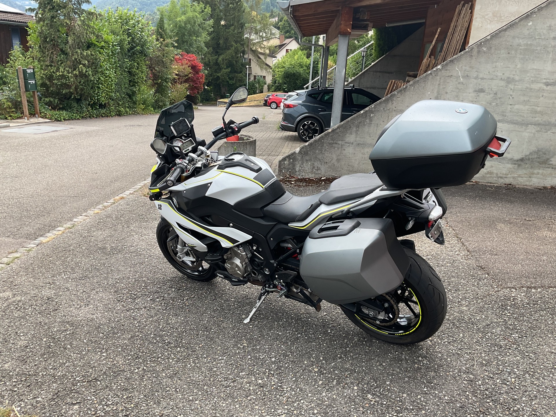 BMW S 1000 XR ABS-image-3