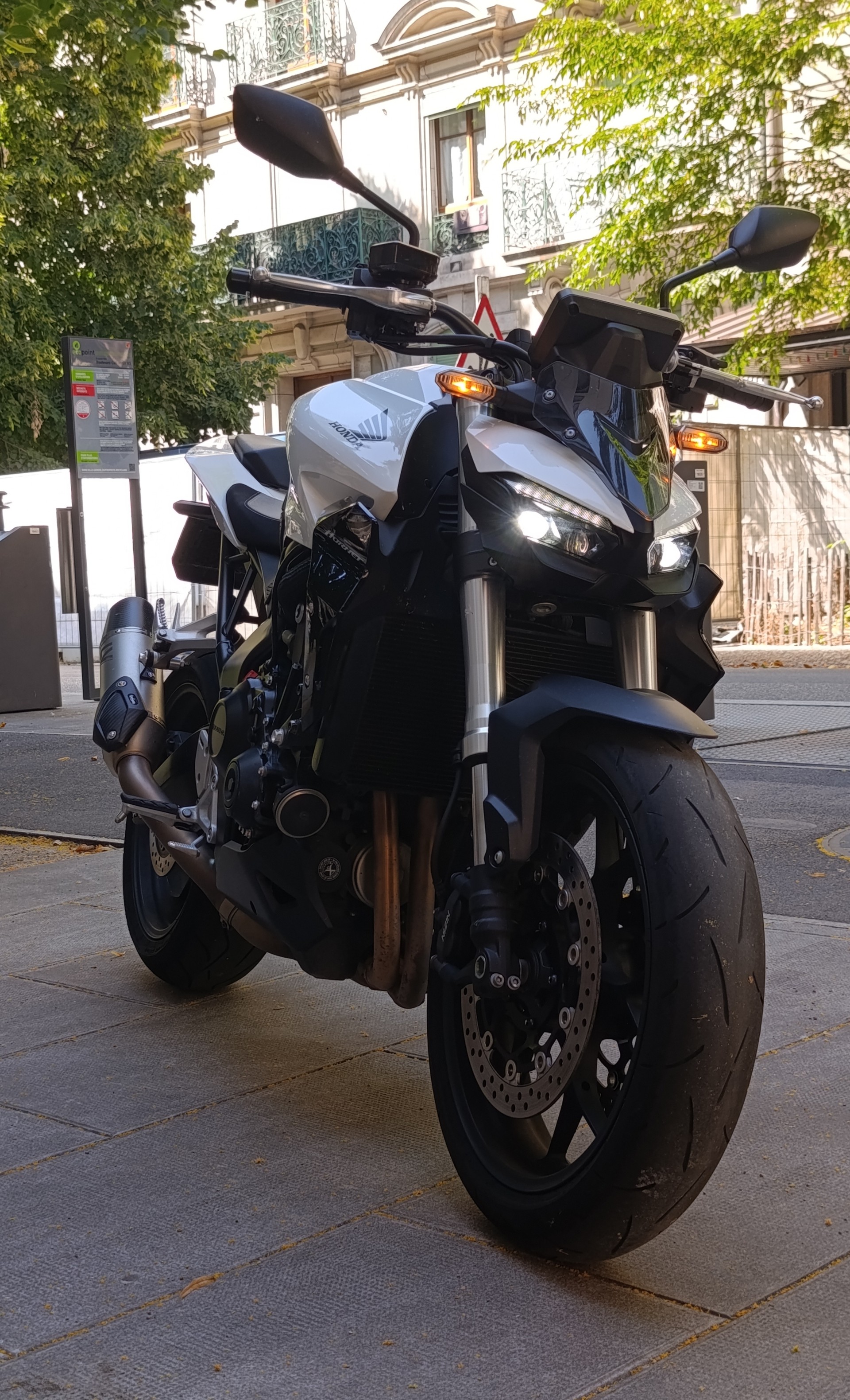 HONDA CB 1000 Hornet-image-0