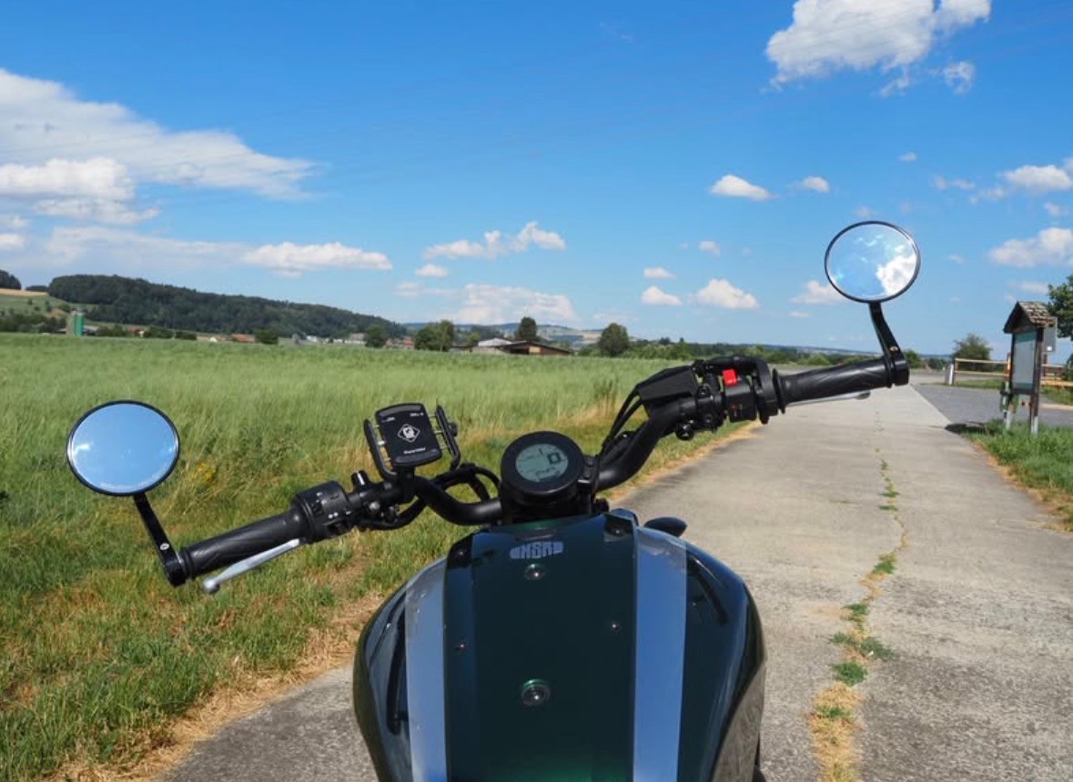 YAMAHA XSR 700-image-3