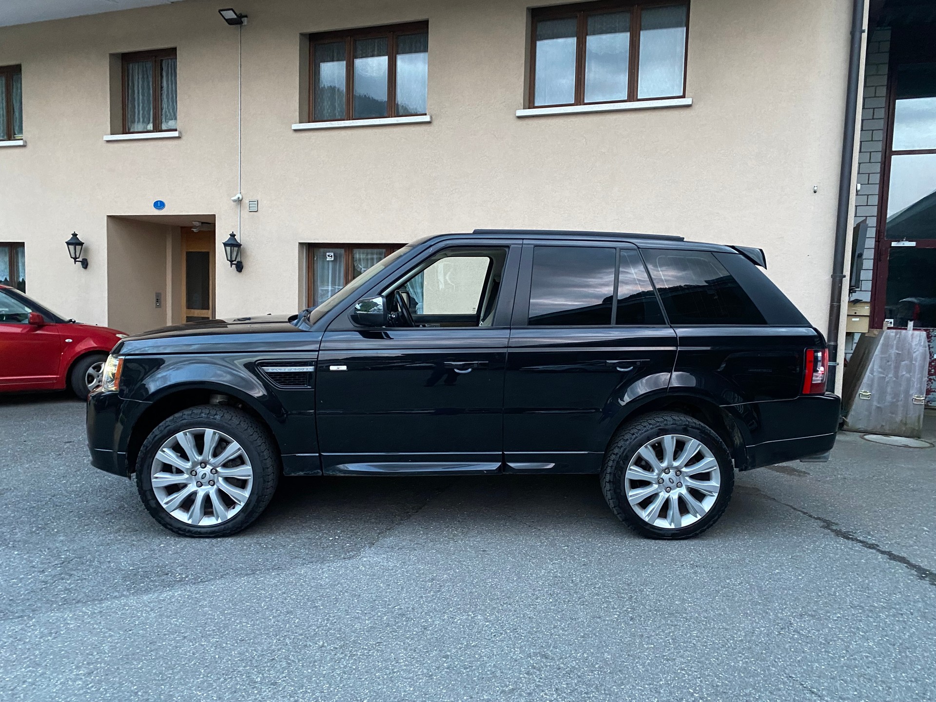 LAND ROVER Range Rover Sport 5.0 V8 SC Automatic-image-14