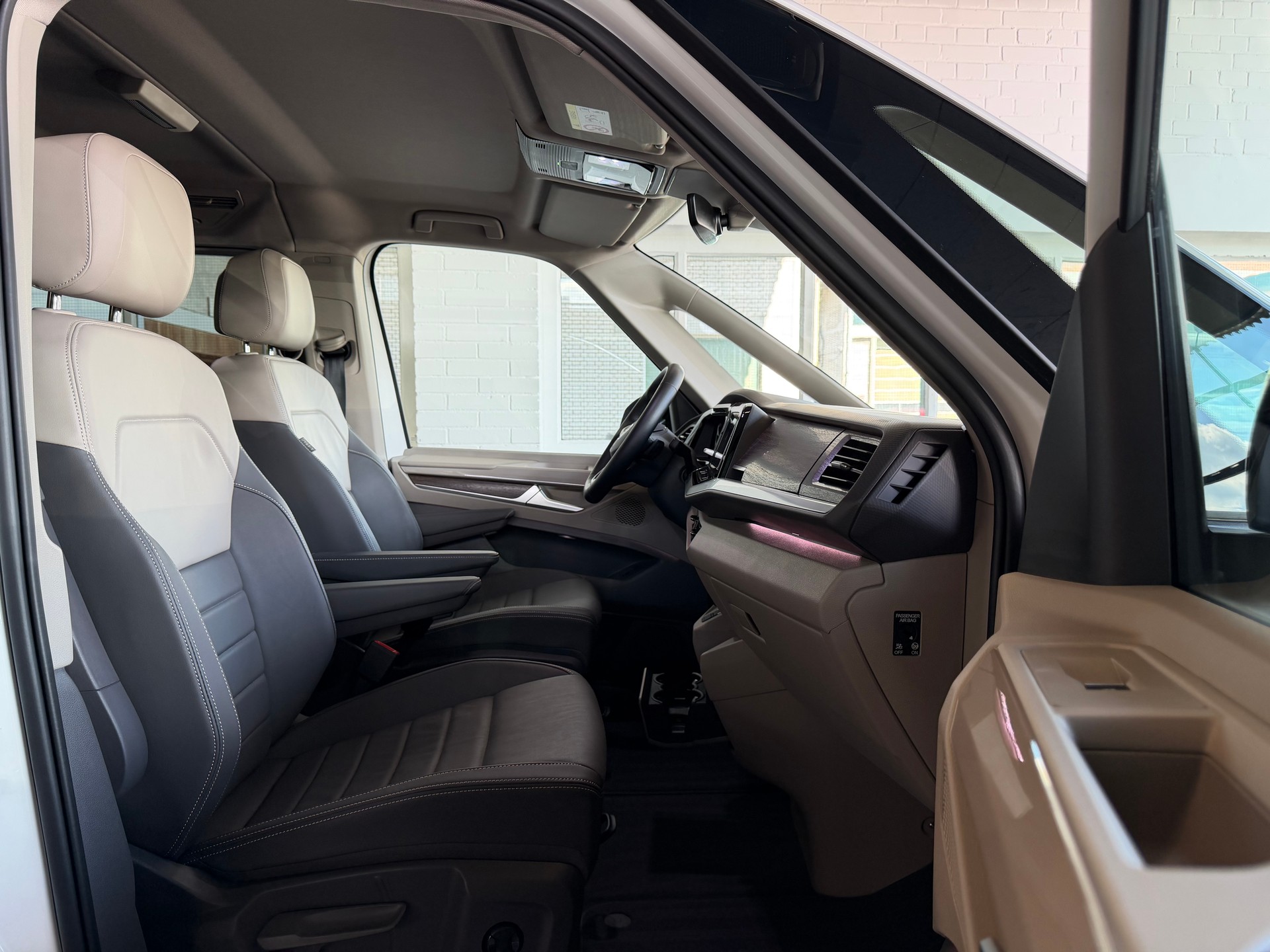 VW Multivan 2.0 TDI Style DSG Lang-image-7