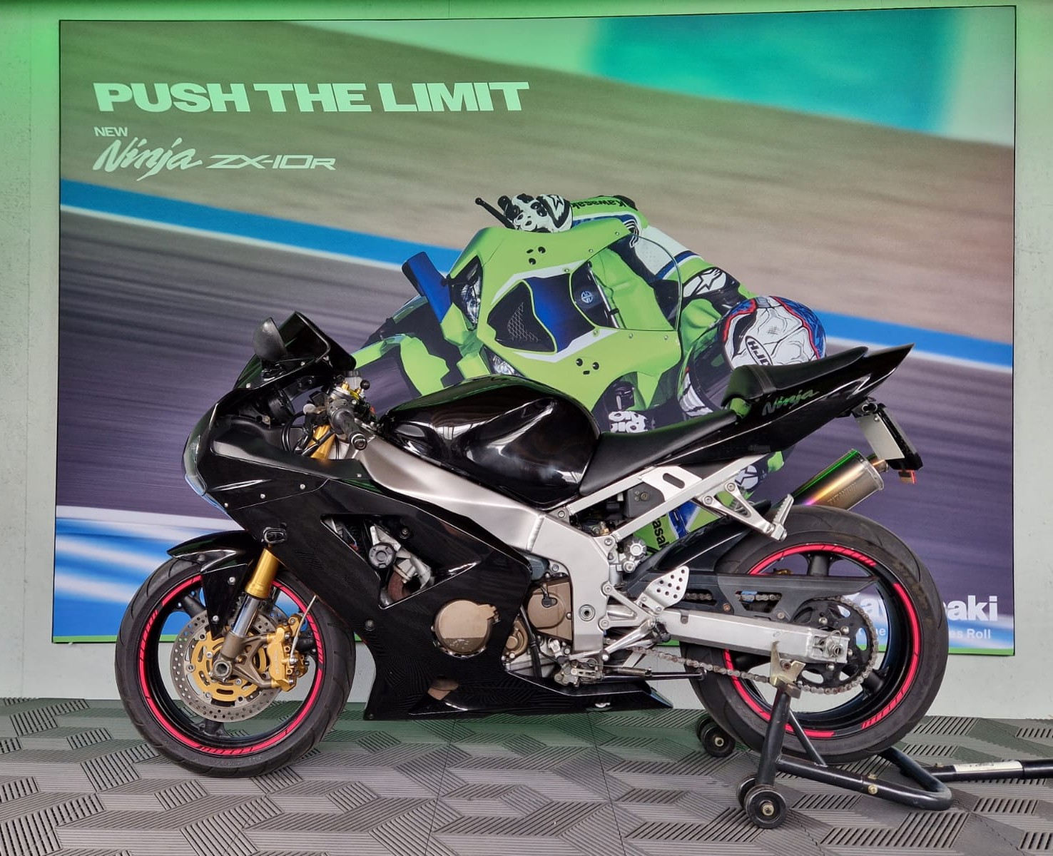 KAWASAKI Ninja ZX-6R (25kW)-image-1