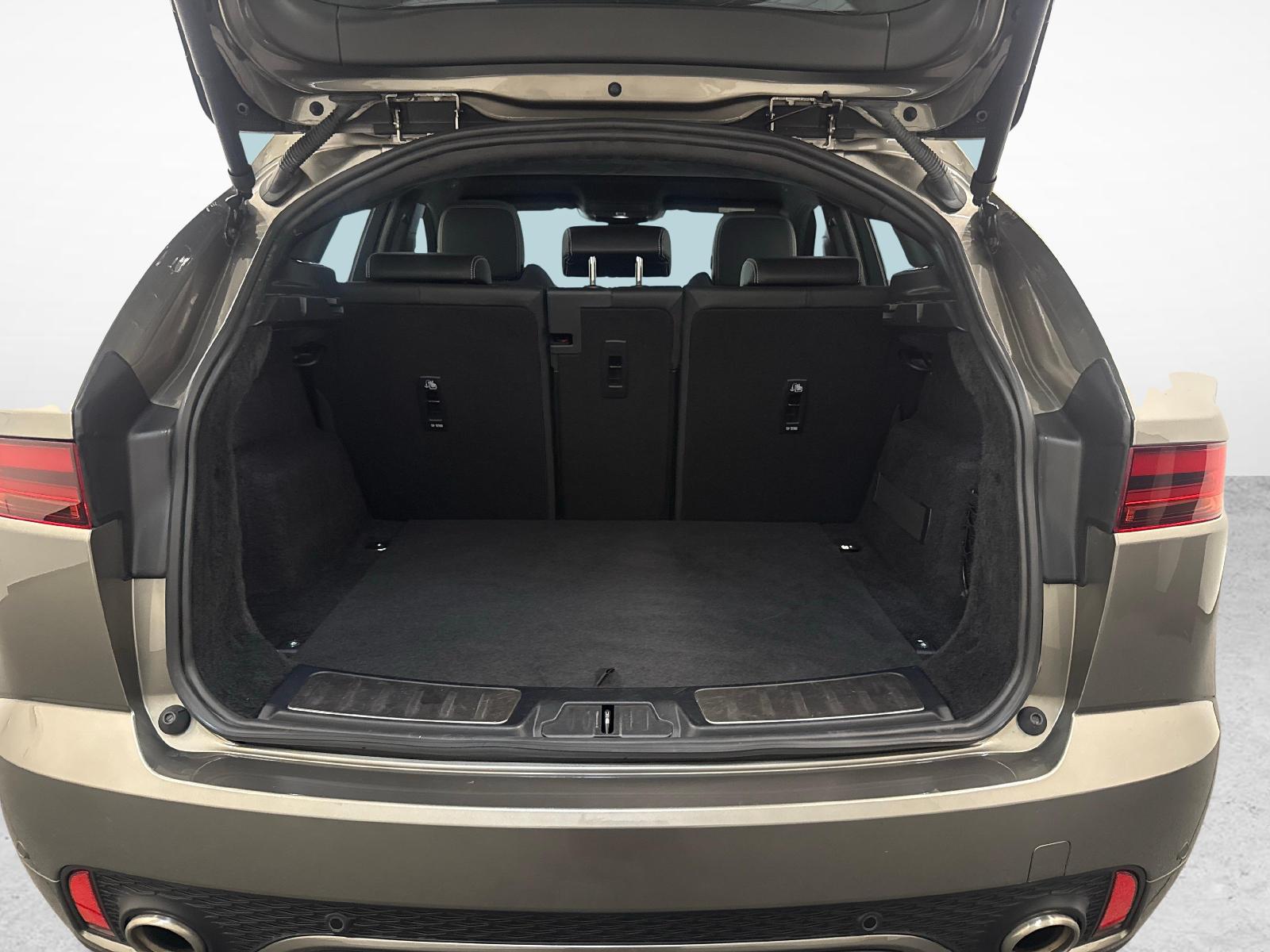 JAGUAR E-Pace 2.0 I4 250 R-Dynamic HSE AWD-image-11