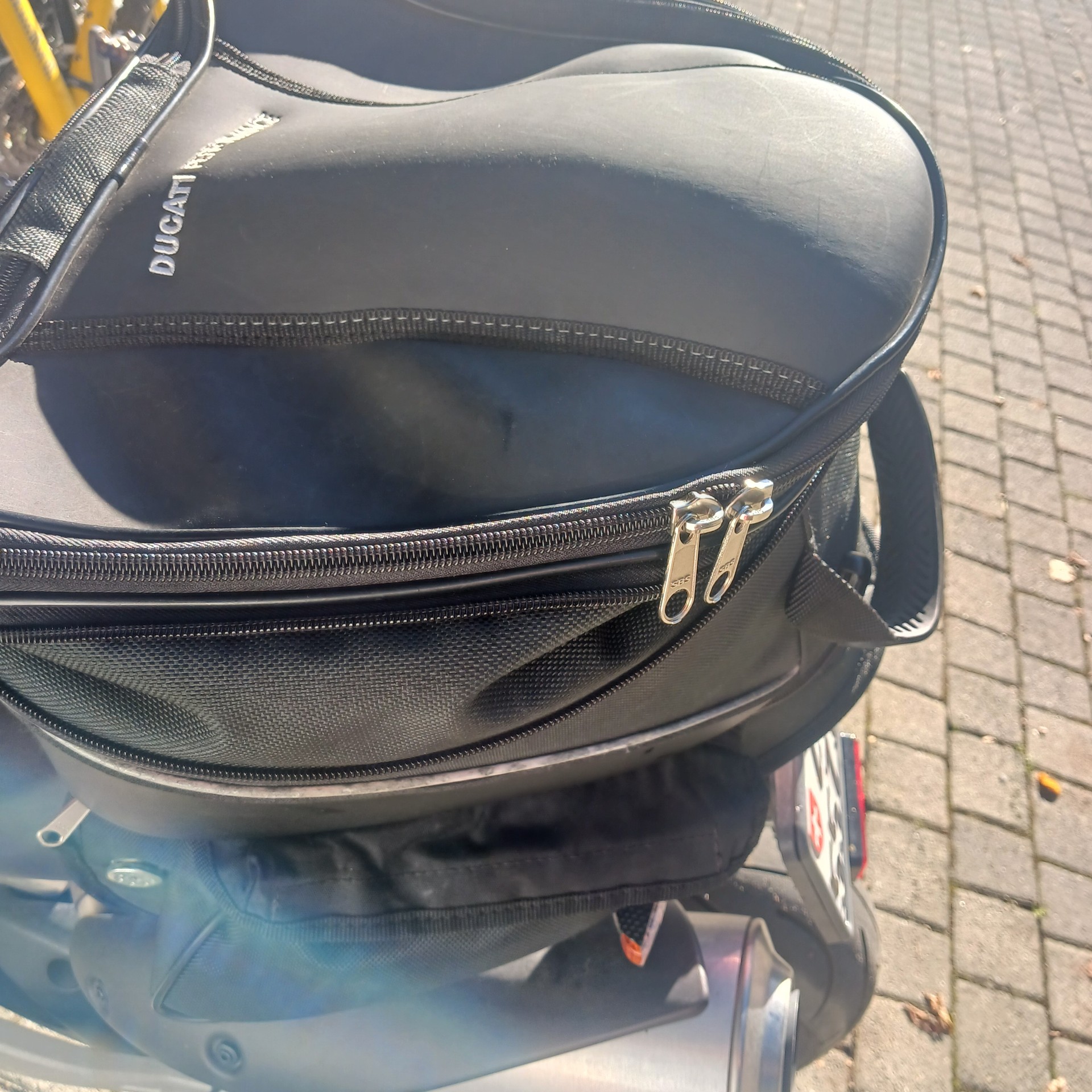 DUCATI Monster 696M ABS (25kW)-image-9