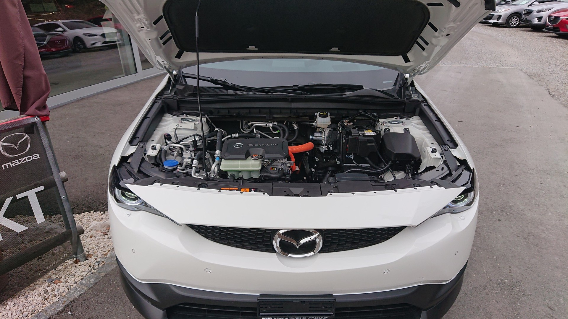 MAZDA MX-30 e-Skyactiv Revolution-image-6