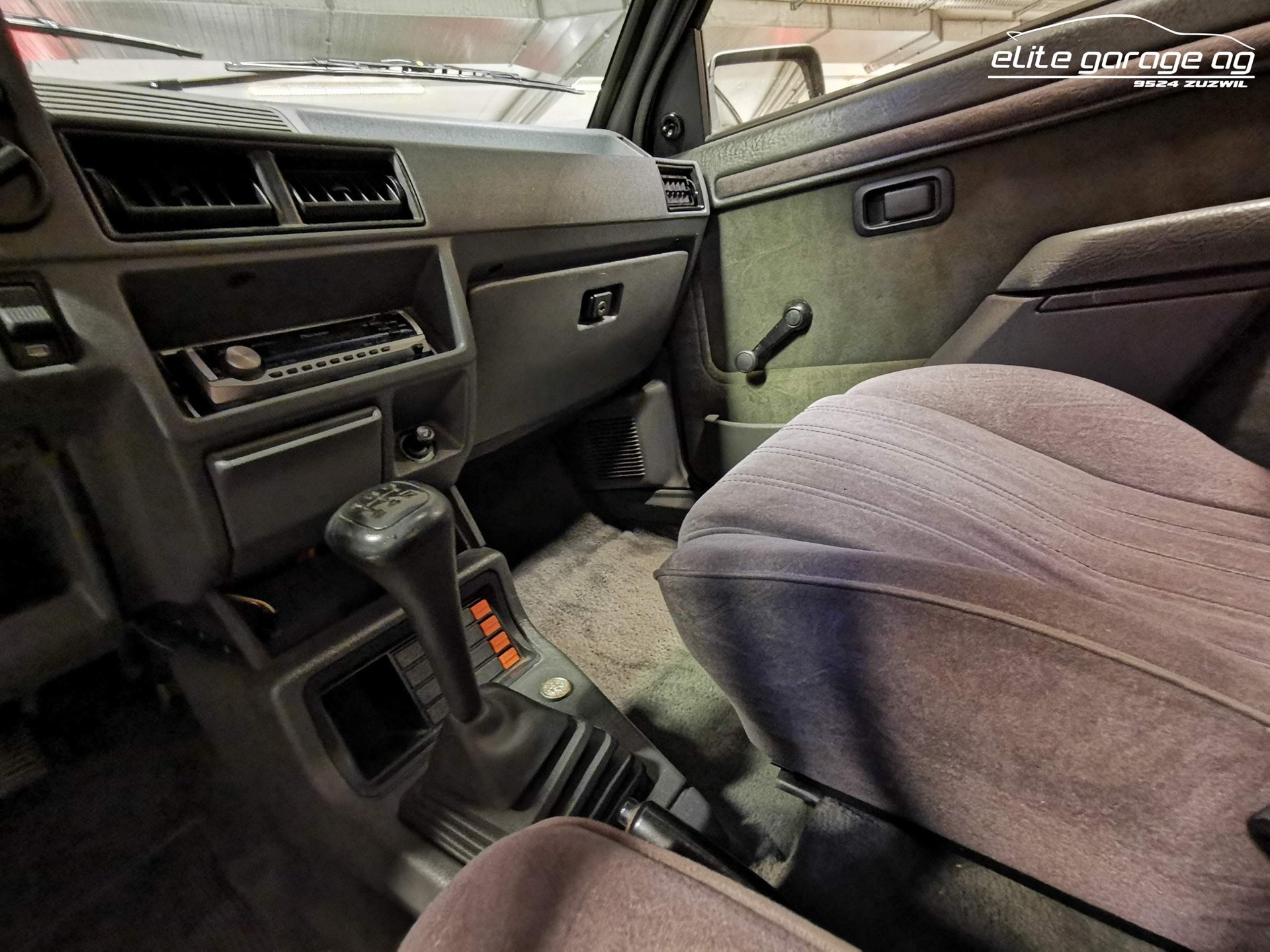 FORD Escort 1600 RSi-image-10